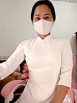    Erin    online show from February 8, 2:15 am