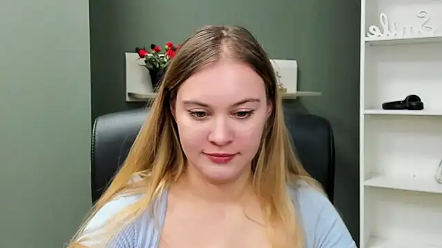 Snapshot of kitty_valeria chatting on March 8, 10:54 am kitty valeria online show from March 8, 10:54 am