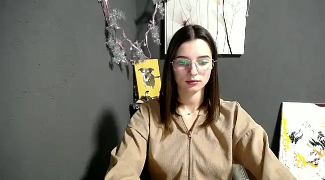 Snapshot of lady_olivia_ chatting on December 20, 4:46 pm lady olivia  online show from December 20, 4:46 pm