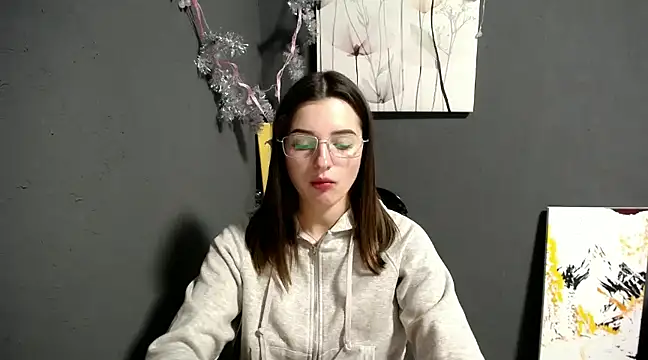 Snapshot of lady_olivia_ chatting on December 23, 1:13 pm lady olivia  online show from December 23, 1:13 pm