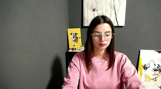 Snapshot of lady_olivia_ chatting on February 5, 1:44 pm lady olivia  online show from February 5, 1:44 pm