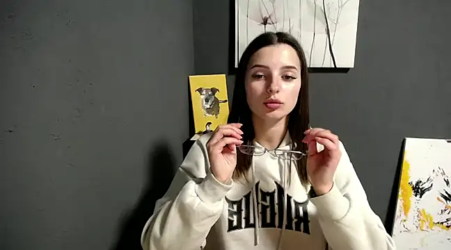 Snapshot of lady_olivia_ chatting on February 12, 1:37 pm lady olivia  online show from February 12, 1:37 pm