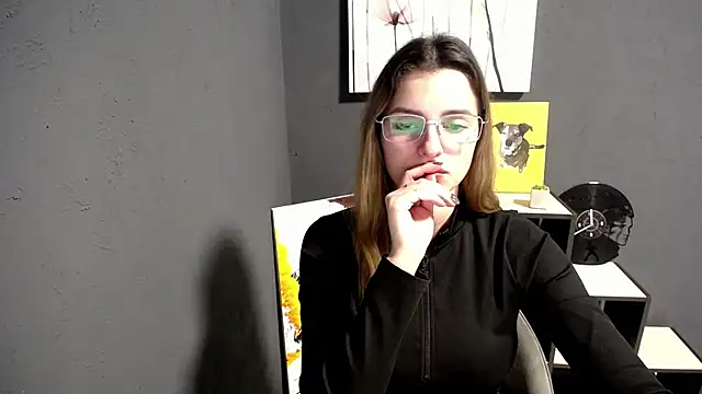 lady olivia  online show from November 26, 2:18 pm