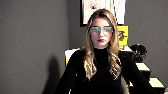 lady olivia  online show from February 10, 5:17 pm