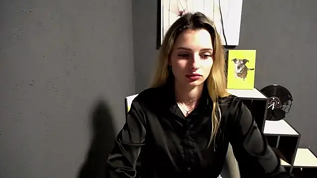 Snapshot of lady_olivia_ chatting on May 8, 4:34 pm lady olivia online show from May 8, 4:34 pm