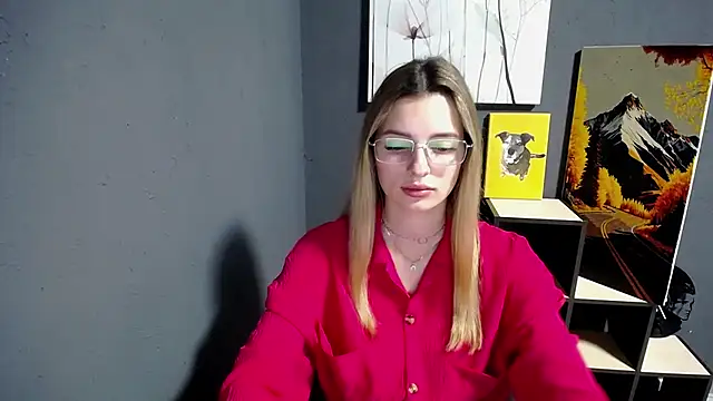 Snapshot of lady_olivia_ chatting on June 13, 12:25 pm lady olivia online show from June 13, 12:25 pm