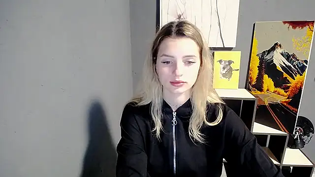 Snapshot of lady_olivia_ chatting on July 10, 11:24 am lady olivia online show from July 10, 11:24 am