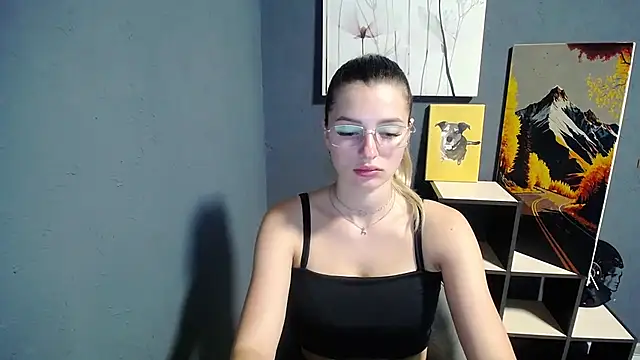 Snapshot of lady_olivia_ chatting on July 14, 12:44 pm lady olivia online show from July 14, 12:44 pm