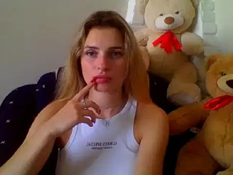 Snapshot of lady_olivia_ chatting on July 16, 7:58 am lady olivia online show from July 16, 7:58 am