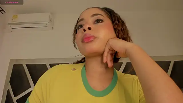 Samanntha Rose online show from January 31, 7:45 pm