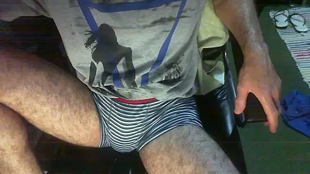 Snapshot of Carte1921 chatting on October 7, 4:09 am Carte1921 online show from October 7, 4:09 am