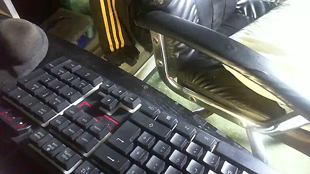 Snapshot of Carte1921 chatting on October 8, 1:20 pm Carte1921 online show from October 8, 1:20 pm