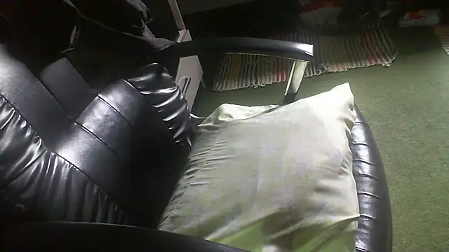 Snapshot of Carte1921 chatting on October 14, 12:06 pm Carte1921 online show from October 14, 12:06 pm