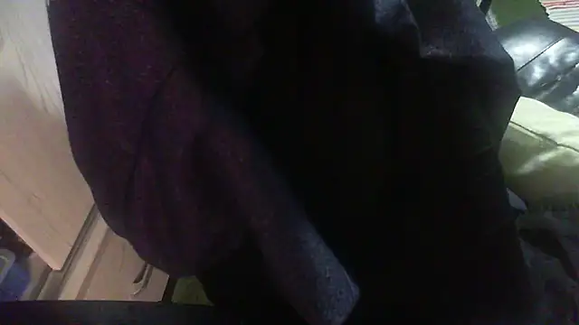 Snapshot of Carte1921 chatting on November 1, 3:19 am Carte1921 online show from November 1, 3:19 am