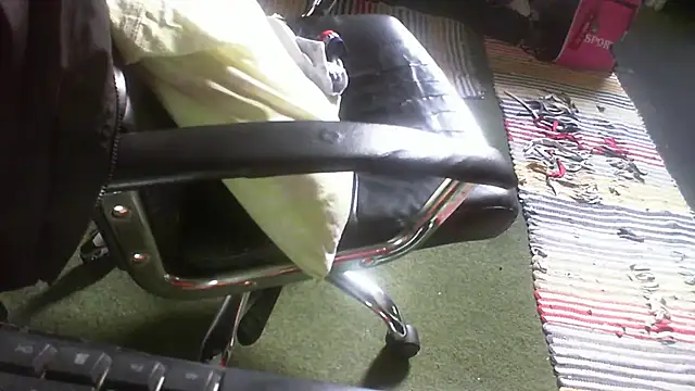 Snapshot of Carte1921 chatting on November 20, 12:05 pm Carte1921 online show from November 20, 12:05 pm