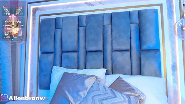 elianabrown online show from March 19, 2:37 am