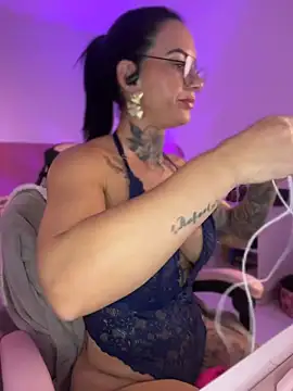 YasmimBrasil online show from July 14, 10:21 am