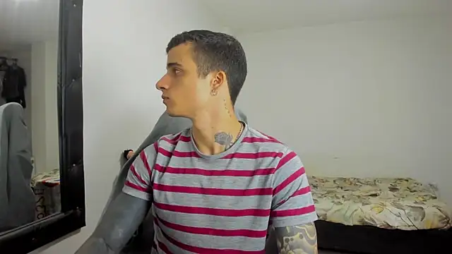 Snapshot of Balo_lovers chatting on February 10, 2:26 pm Balo lovers online show from February 10, 2:26 pm