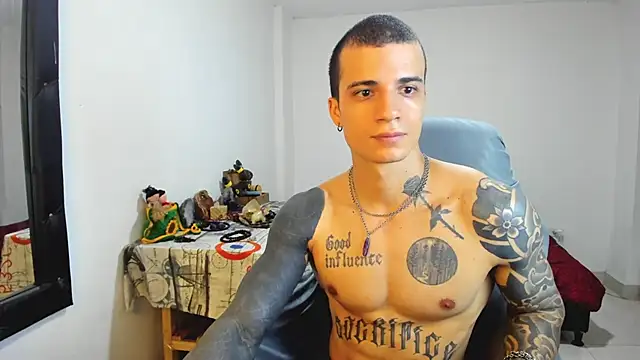 Snapshot of Balo_lovers chatting on March 20, 5:04 pm Balo lovers online show from March 20, 5:04 pm