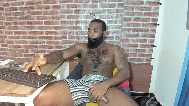 Snapshot of Freedom_24 chatting on June 11, 3:37 am Freedom 24 online show from June 11, 3:37 am