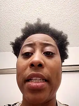 Snapshot of Lady_Libra chatting on April 16, 9:32 am Lady Libra online show from April 16, 9:32 am