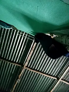 Snapshot of Qtee4 chatting on October 29, 4:04 am Qtee4 online show from October 29, 4:04 am