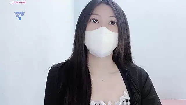 tanhxiu online show from December 14, 2:44 pm