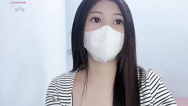 tanhxiu online show from February 5, 1:16 pm