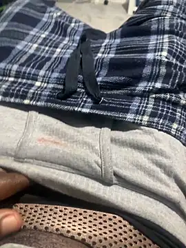 Snapshot of funpharoh1 chatting on February 13, 2:40 am funpharoh1 online show from February 13, 2:40 am