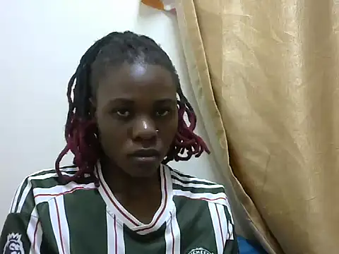 Snapshot of Ebony_jojo chatting on October 22, 4:51 pm Ebony jojo online show from October 22, 4:51 pm