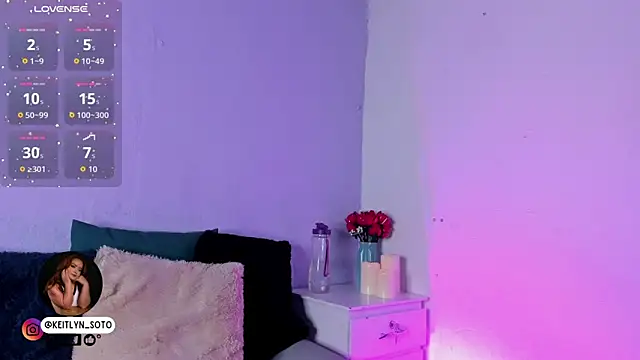 keitlynsoto online show from April 29, 11:36 am