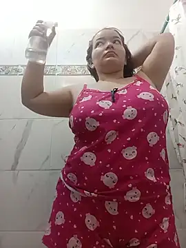 keitlynsoto online show from July 29, 4:38 pm