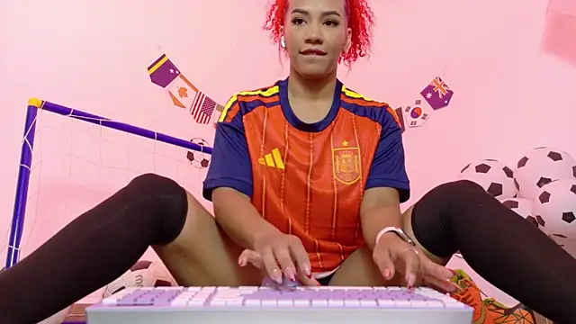 Snapshot of RubyRossel chatting on June 15, 12:29 pm RubyRossel online show from June 15, 12:29 pm