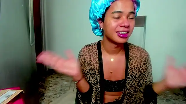 meghanSusexx online show from December 5, 5:38 am