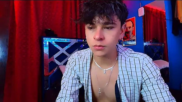 Snapshot of Luke_Howland chatting on May 29, 8:29 pm Luke Howland online show from May 29, 8:29 pm