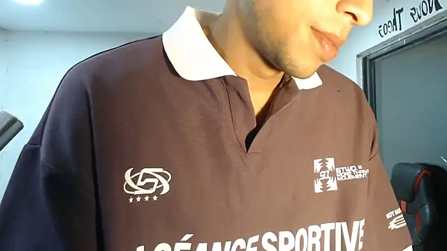 Snapshot of danielitopapuu chatting on October 24, 12:41 am danielitopapuu online show from October 24, 12:41 am