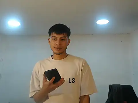 Snapshot of danielitopapuu chatting on October 28, 2:48 am danielitopapuu online show from October 28, 2:48 am