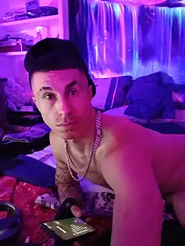 --D-a-D-D-y- online show from June 8, 4:35 am