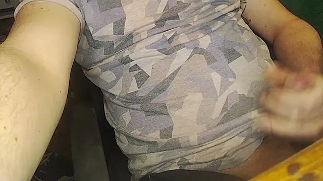 BigWill93 online show from December 7, 1:36 am