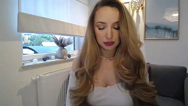 JulietteDiamond online show from September 22, 3:36 pm