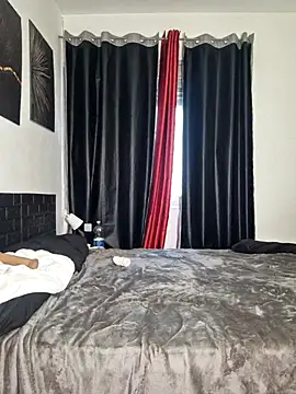 Snapshot of millaferrazzo chatting on April 2, 5:54 pm millaferrazzo online show from April 2, 5:54 pm