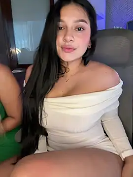 Snapshot of sarasoto_1 chatting on February 16, 8:33 pm sarasoto 1 online show from February 16, 8:33 pm