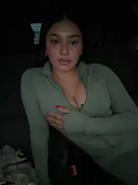 Snapshot of sarasoto_1 chatting on February 22, 11:35 am sarasoto 1 online show from February 22, 11:35 am