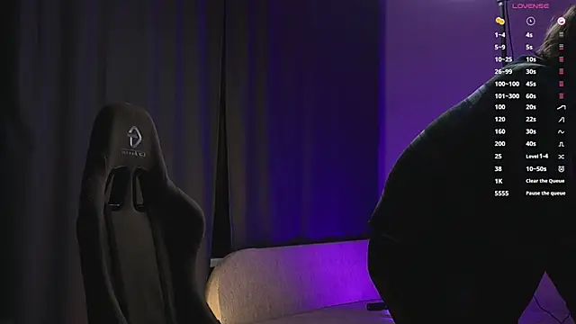 pleasure8869 online show from March 6, 3:02 am