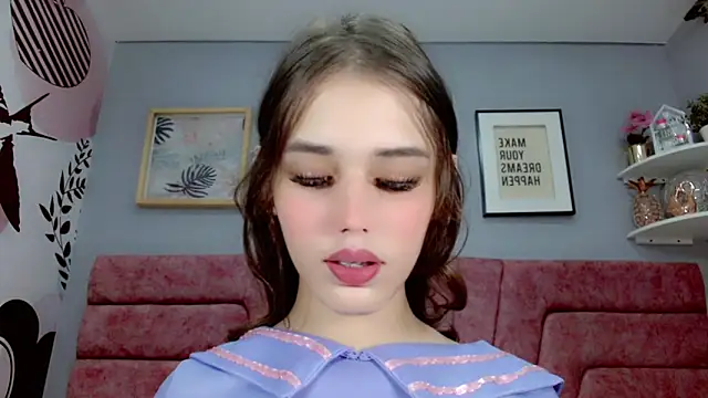 ValeriaAguilar online show from March 16, 1:17 pm