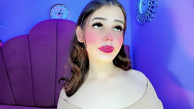 ValeriaAguilar online show from September 19, 9:26 pm