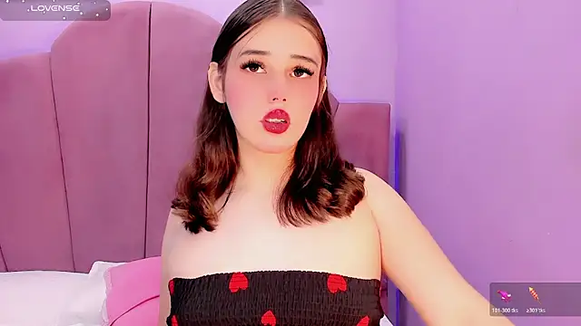 ValeriaAguilar online show from June 12, 10:52 pm
