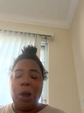 JCCaramelbarbie1 online show from September 24, 2:42 pm