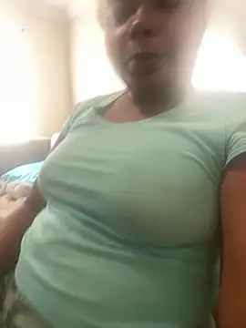 JCCaramelbarbie1 online show from October 11, 1:31 pm