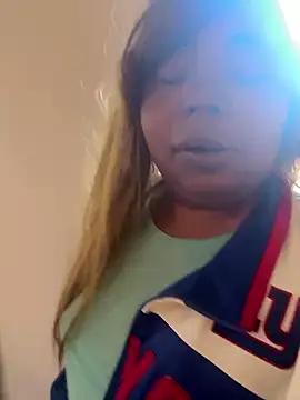 JCCaramelbarbie1 online show from January 7, 1:46 pm